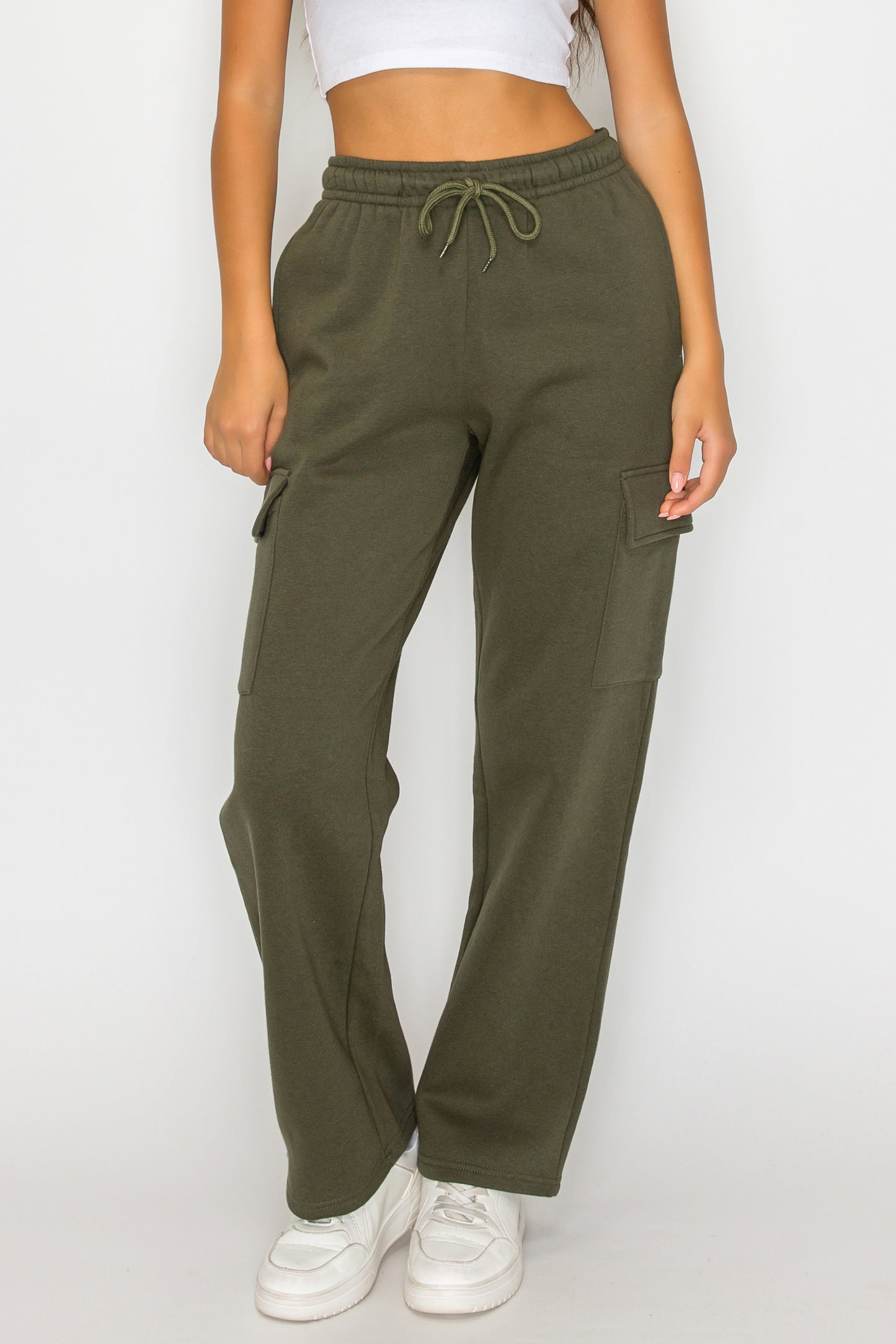 Straight Leg Fleece Cargo Sweatpants