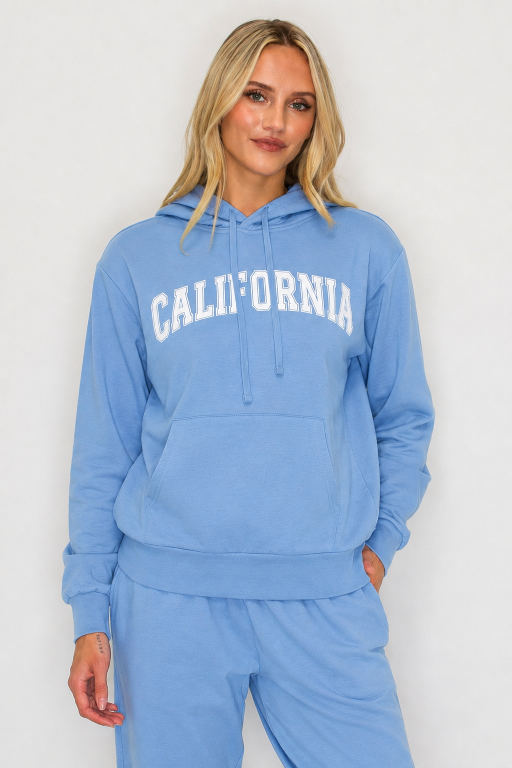 French Terry Pullover Hoodie w/ California Print