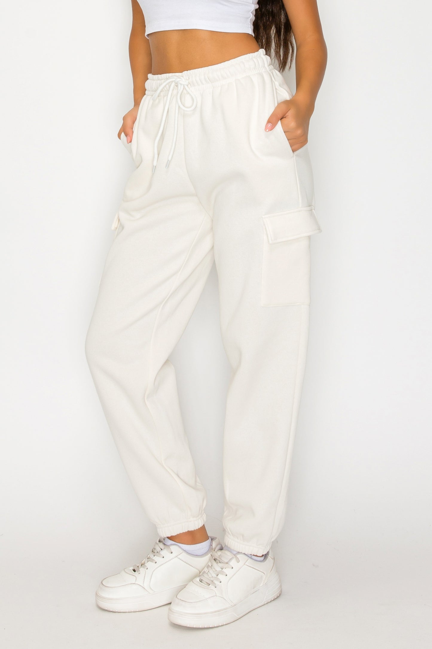 Relaxed Fleece Cargo Sweatpants