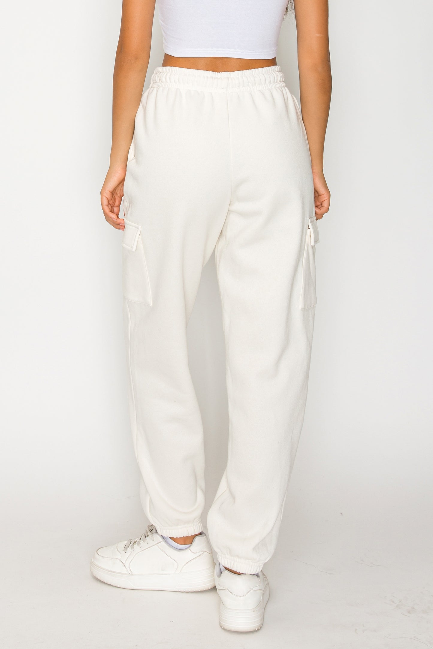 Relaxed Fleece Cargo Sweatpants