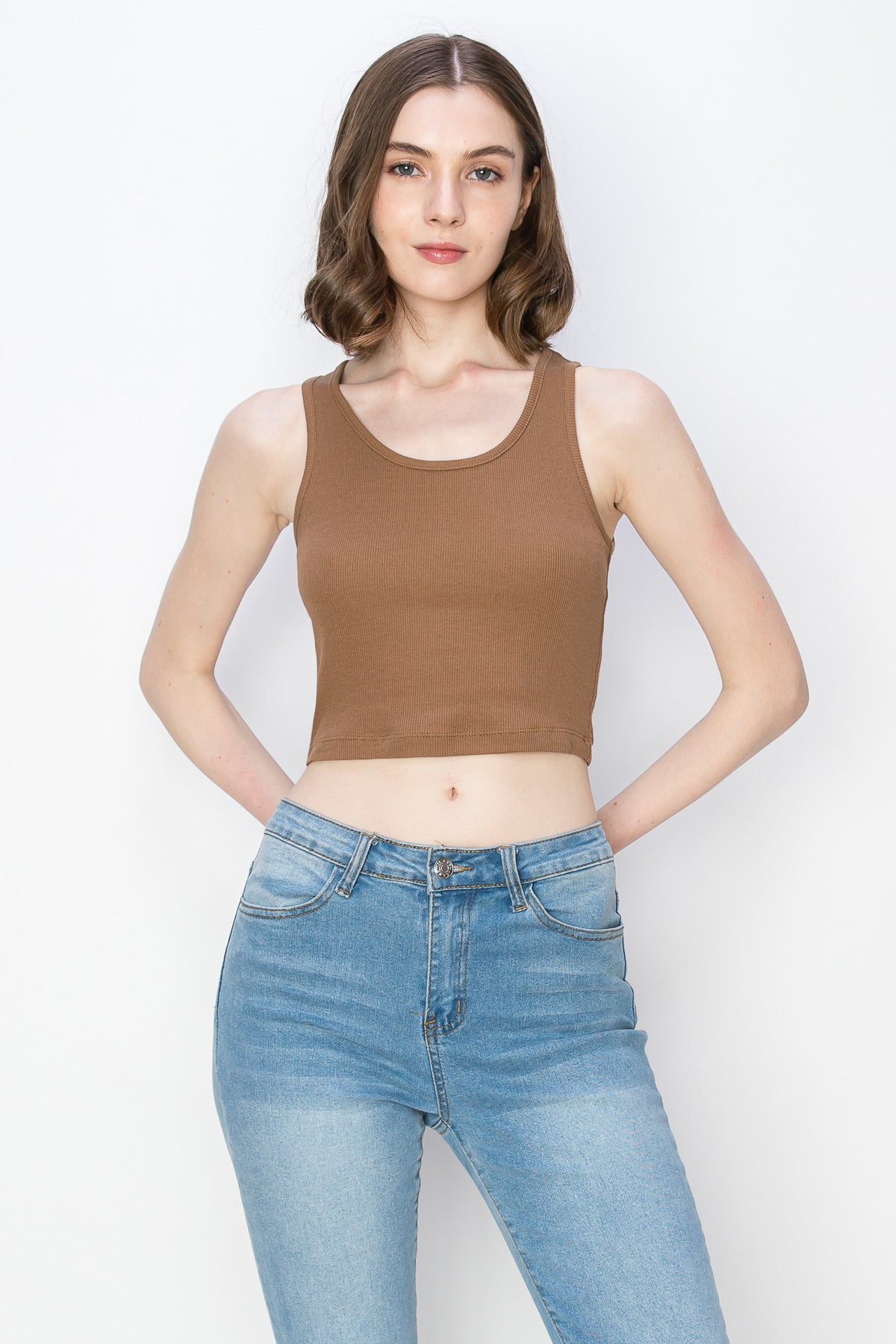 Cropped Scoop Neck Ribbed Tank Top