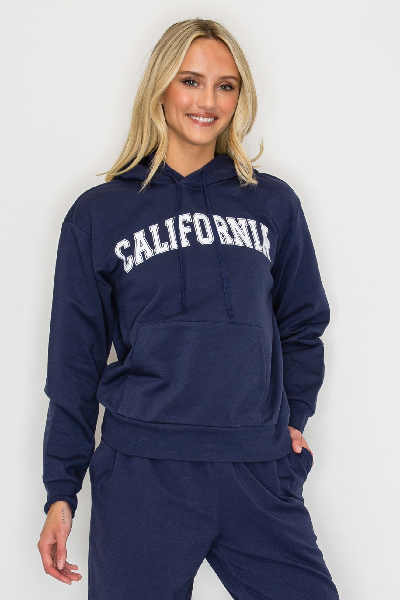 French Terry Pullover Hoodie w/ California Print